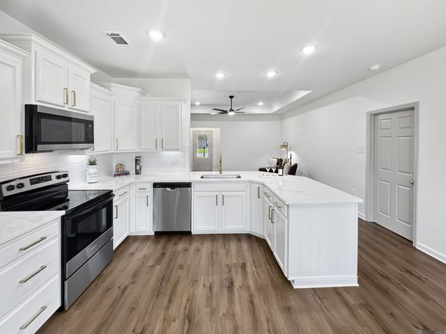 40330 Coldwater Landing Ave, Gonzales, LA 70737