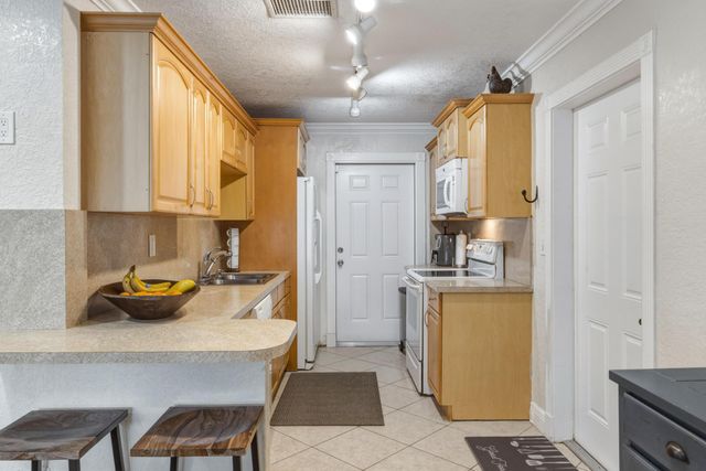 3361 NE 13th Terrace, Pompano Beach, FL 33064