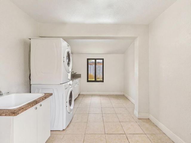 3361 NE 13th Terrace, Pompano Beach, FL 33064