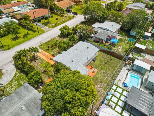 3361 NE 13th Terrace, Pompano Beach, FL 33064