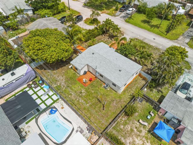 3361 NE 13th Terrace, Pompano Beach, FL 33064