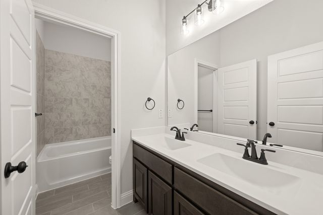 3457 Shorthorn Lane, Midlothian, TX 76065