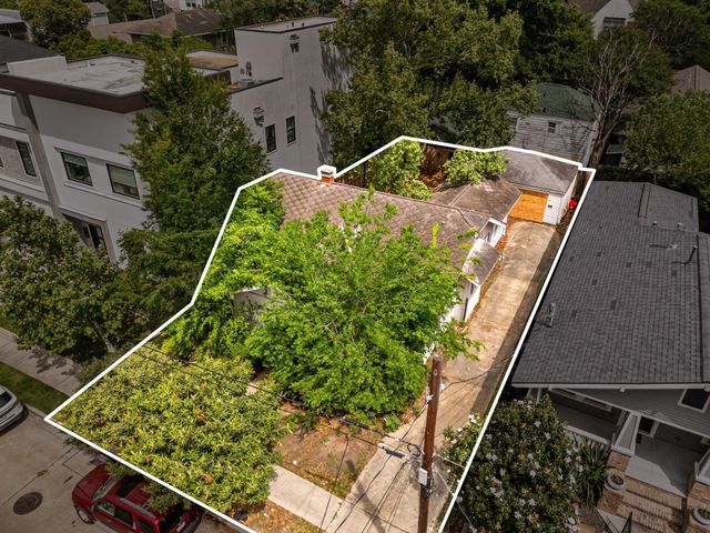 1304 Willard Street, Houston, TX 77006