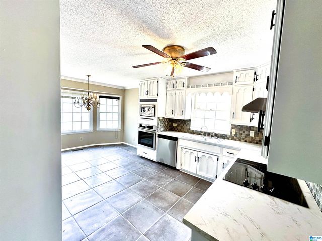 1520 AUMAN DRIVE, Birmingham, AL 35235
