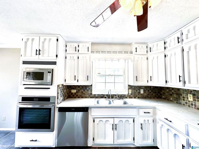 1520 AUMAN DRIVE, Birmingham, AL 35235