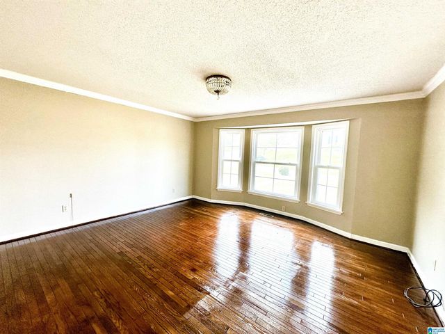 1520 AUMAN DRIVE, Birmingham, AL 35235
