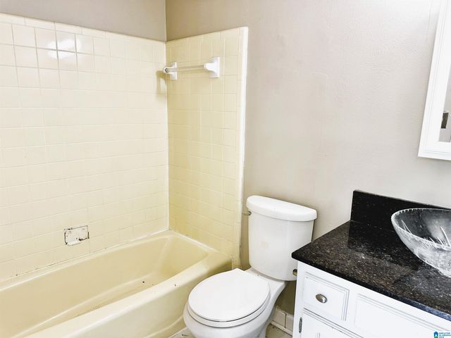 1520 AUMAN DRIVE, Birmingham, AL 35235