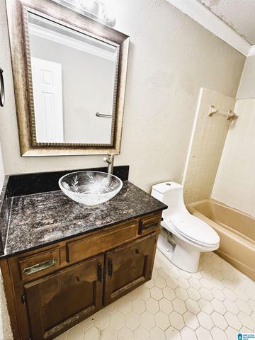 1520 AUMAN DRIVE, Birmingham, AL 35235