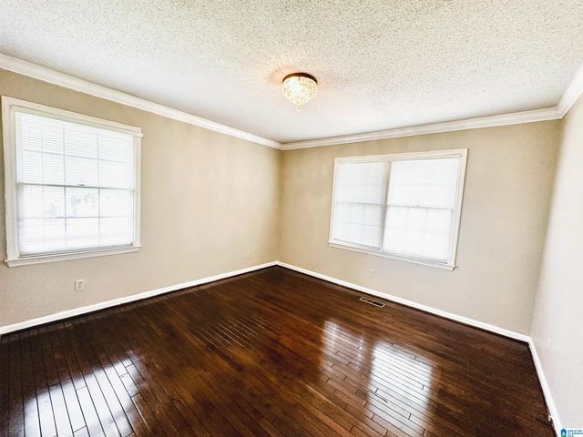 1520 AUMAN DRIVE, Birmingham, AL 35235