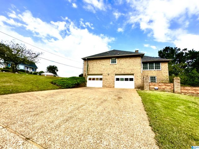 1520 AUMAN DRIVE, Birmingham, AL 35235