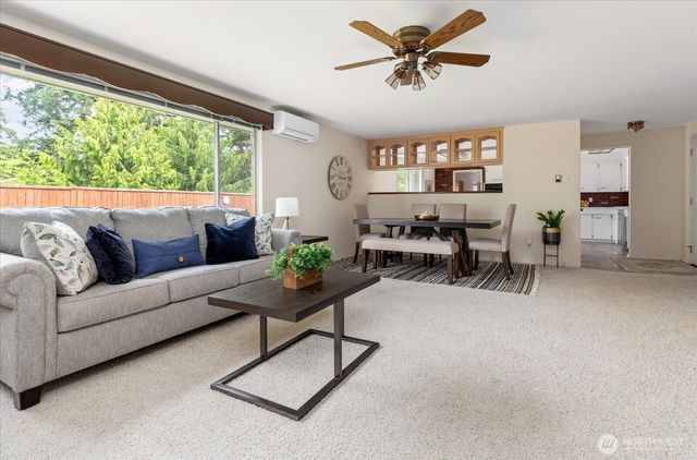 27540 SR 20, Oak Harbor, WA 98277