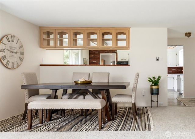 27540 SR 20, Oak Harbor, WA 98277