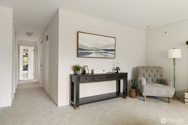 27540 SR 20, Oak Harbor, WA 98277