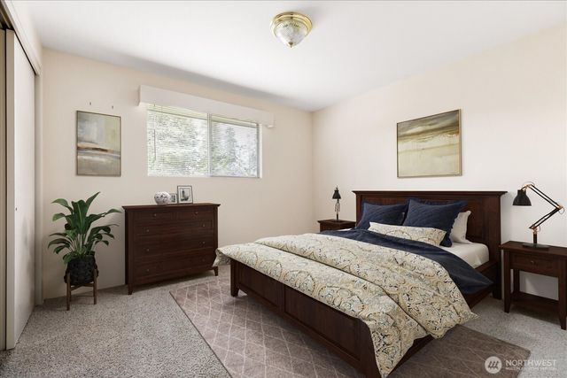 27540 SR 20, Oak Harbor, WA 98277