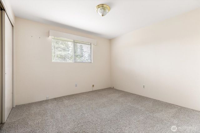 27540 SR 20, Oak Harbor, WA 98277