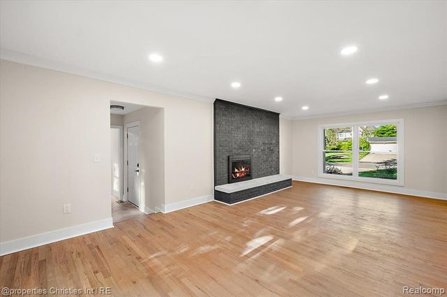 7381 Cathedral Drive, Bloomfield Hills, MI 48301
