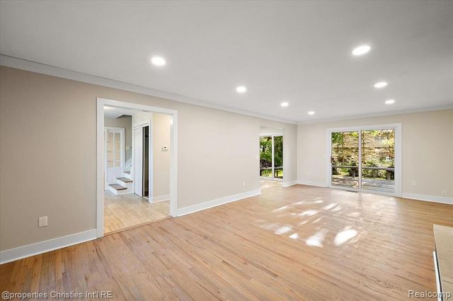 7381 Cathedral Drive, Bloomfield Hills, MI 48301