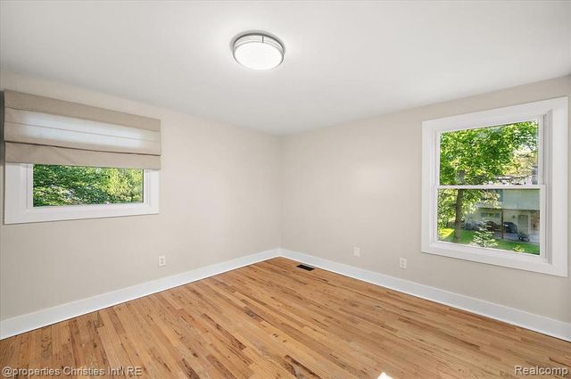 7381 Cathedral Drive, Bloomfield Hills, MI 48301