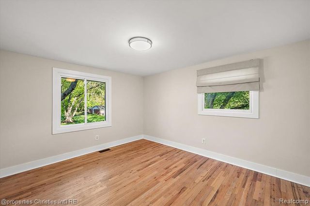 7381 Cathedral Drive, Bloomfield Hills, MI 48301