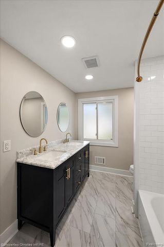 7381 Cathedral Drive, Bloomfield Hills, MI 48301
