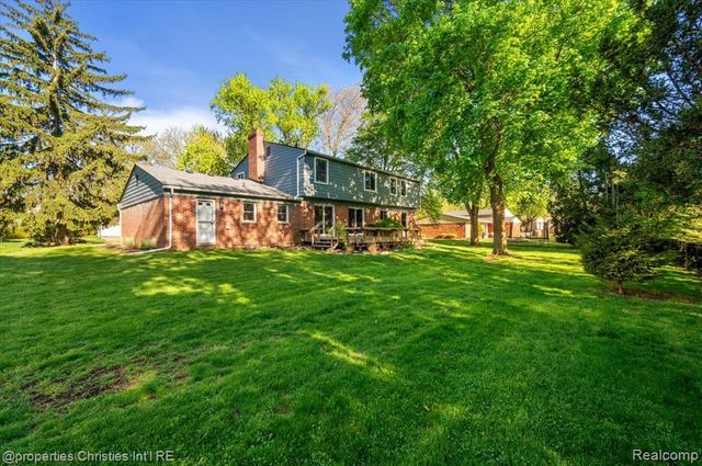 7381 Cathedral Drive, Bloomfield Hills, MI 48301