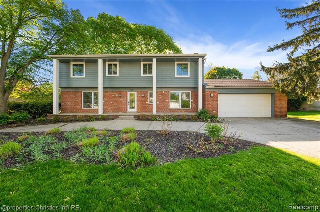 7381 Cathedral Drive, Bloomfield Hills, MI 48301