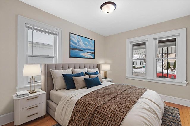 3855 E Layton AVENUE, Cudahy, WI 53110