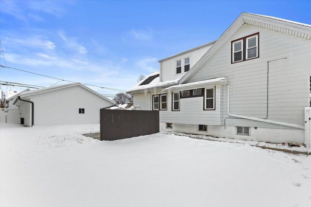 3855 E Layton AVENUE, Cudahy, WI 53110
