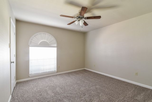 1808 Overbrook Drive, Arlington, TX 76014