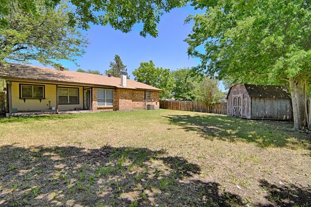 1808 Overbrook Drive, Arlington, TX 76014