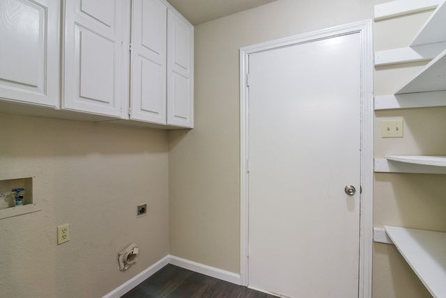 1808 Overbrook Drive, Arlington, TX 76014