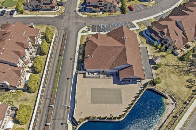 75 Jims Trail 75, Bayport, NY 11705