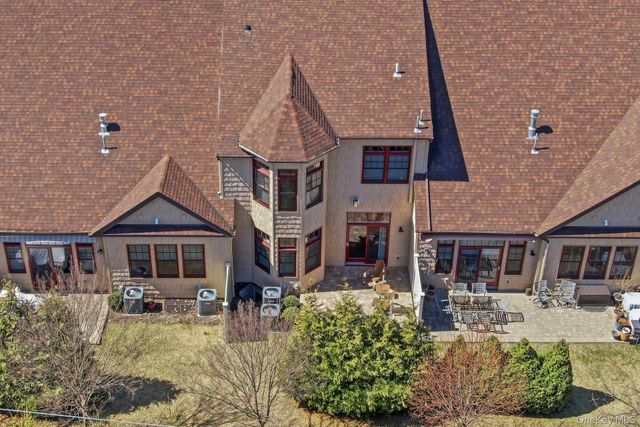 75 Jims Trail 75, Bayport, NY 11705