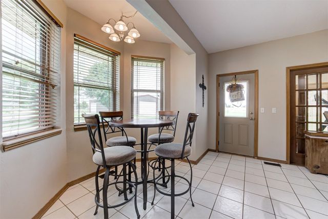 1301 S Chiles Road, El Reno, OK 73036