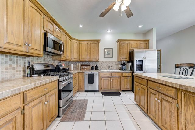 1301 S Chiles Road, El Reno, OK 73036