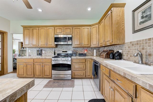 1301 S Chiles Road, El Reno, OK 73036