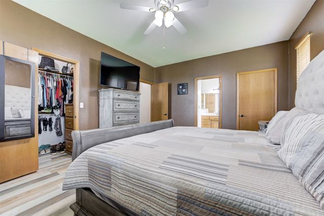1301 S Chiles Road, El Reno, OK 73036