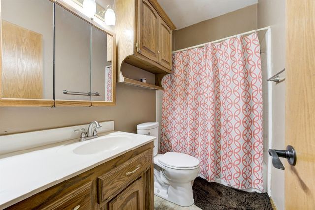 1301 S Chiles Road, El Reno, OK 73036