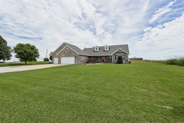 1301 S Chiles Road, El Reno, OK 73036