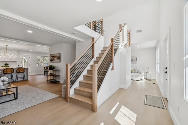 662 Summit Rd, Union Twp., NJ 07083