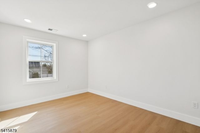 662 Summit Rd, Union Twp., NJ 07083