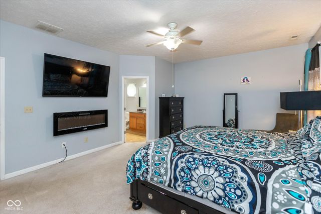 1322 Landsbrook Drive, Indianapolis, IN 46260