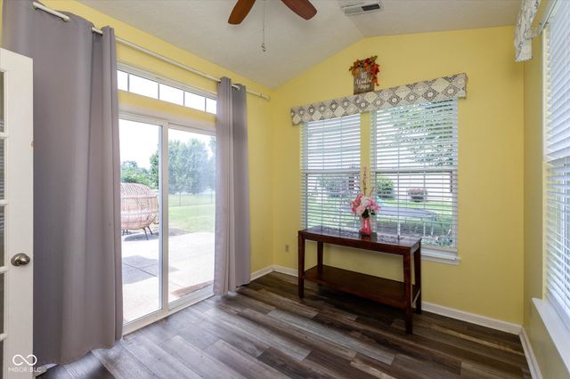 1322 Landsbrook Drive, Indianapolis, IN 46260