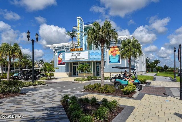 711 Attitude Avenue, Daytona Beach, FL 32124