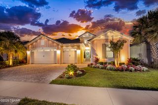 711 Attitude Avenue, Daytona Beach, FL 32124