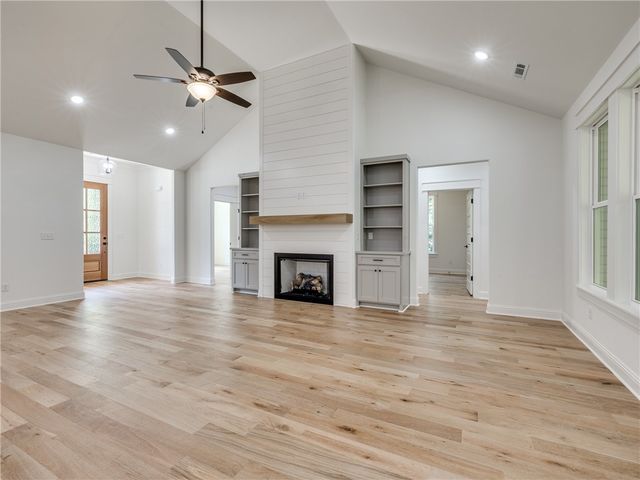 16 Millsap Circle, Bella Vista, AR 72715