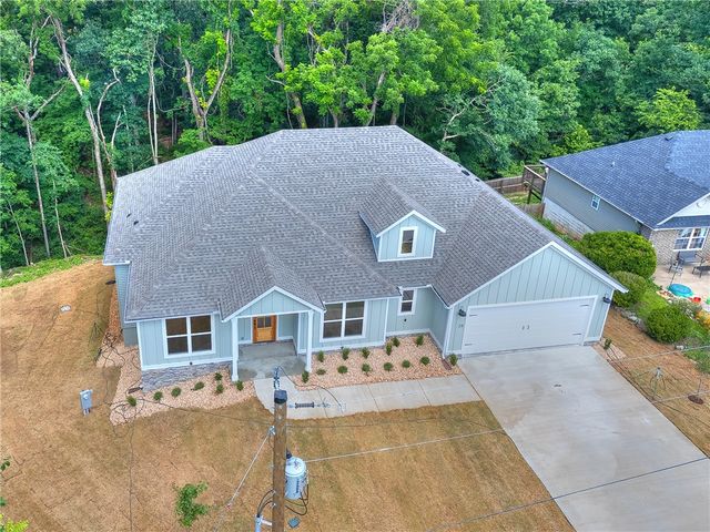 16 Millsap Circle, Bella Vista, AR 72715