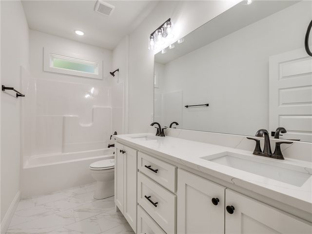 16 Millsap Circle, Bella Vista, AR 72715
