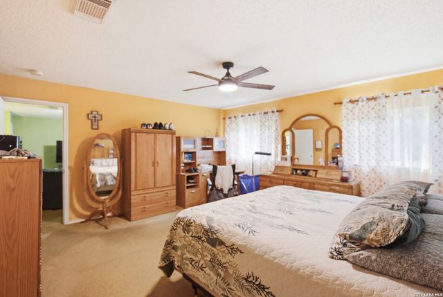 8847 TEABERRY DR, San Antonio, TX 78250