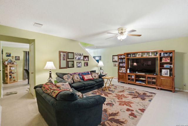 8847 TEABERRY DR, San Antonio, TX 78250